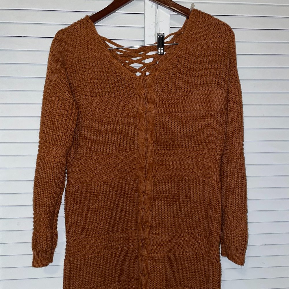 inner circle sweater
